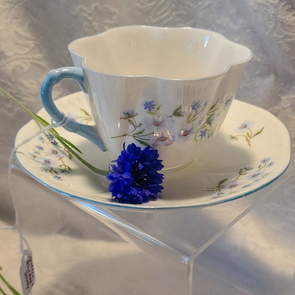 VINTAGE Shelley 13691 BLUE ROCK teacup & saucer EUC England